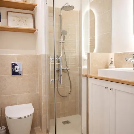 D Exception Pour 2 A 4 Personnes - En Plein Centre Анже